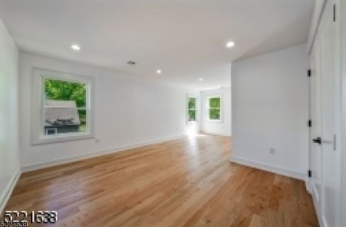 1509 Chestnut St, South Plainfield NJ  07080-1526 exterior