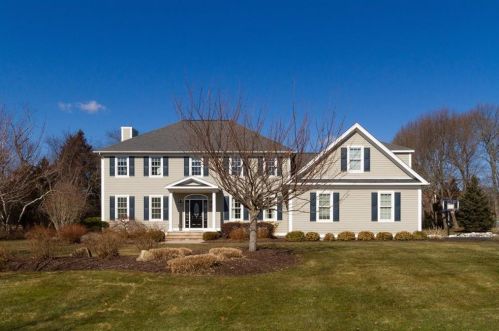 311 Wilbert Way, North Kingstown, RI 02852-7321