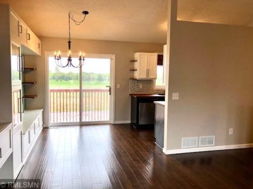 2051 Brittany Ct, Prior Lake MN  55379-4388 exterior