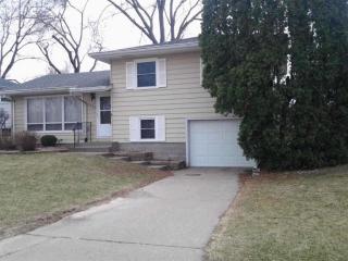 925 Hawthorne Dr, Panarama Park IA  52722-3022 exterior