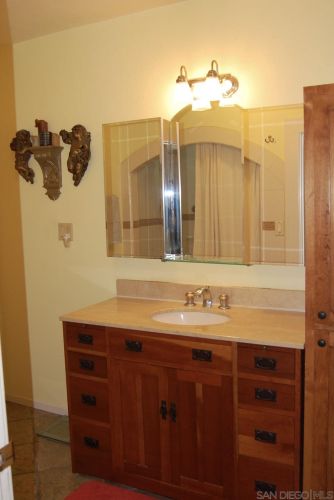 3784 Goldfinch St, San Diego CA 92103-2926 exterior