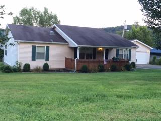 40 Lakeview Dr, Chillicothe, OH 45601-9479