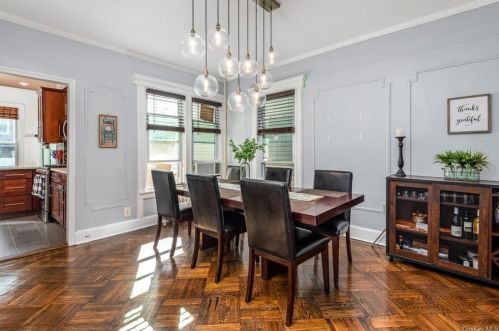 76-38 85th Dr, Jamaica NY  11421-1008 exterior