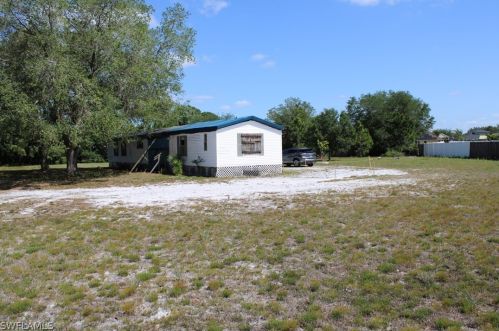 12401 Lago Way, Riverview, FL 33579-7744