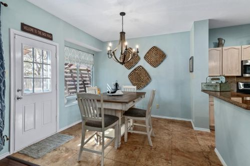 4513 Sandera Ln, Lewisville TX  75028-2038 exterior