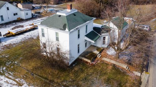 604 Temple St, Washington Ch, OH 43160-1538