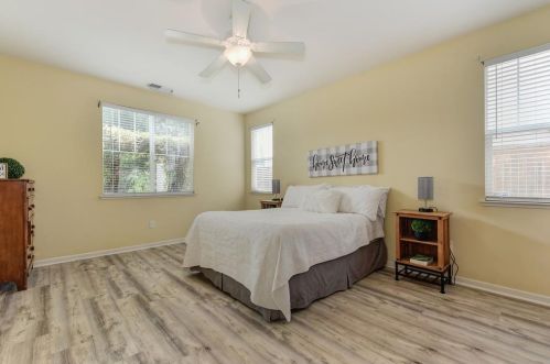 12304 Habitat Way, Rancho Cordova CA  95742-7705 exterior