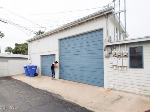 6220 14th St, Phoenix AZ 85014-1794 exterior