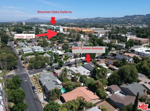 4841 Tyrone Ave, Van Nuys CA 91401-5126 exterior