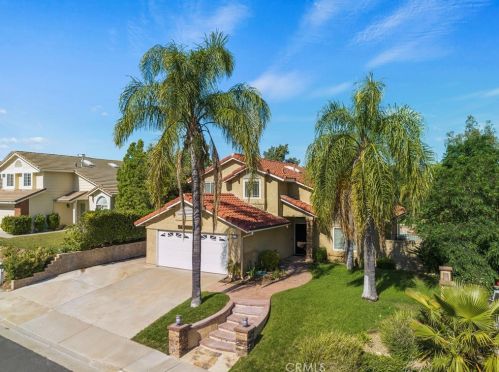 25415 Stratford Dr, Santa Clarita, CA 91350-3337