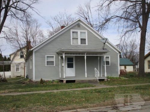 301 Washington Ave, Fairfield, IA 52556-3365