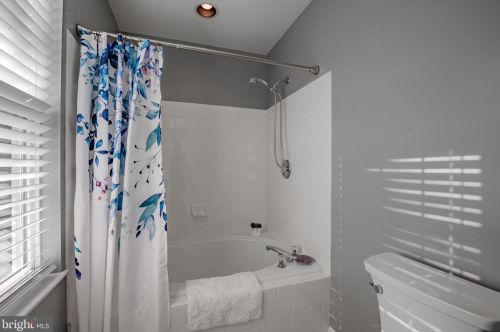 164 Willamette Dr, Bear DE  19701-4802 exterior