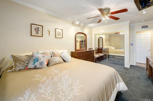 832 Stevely Ave, Long Beach CA 90808-4438 exterior