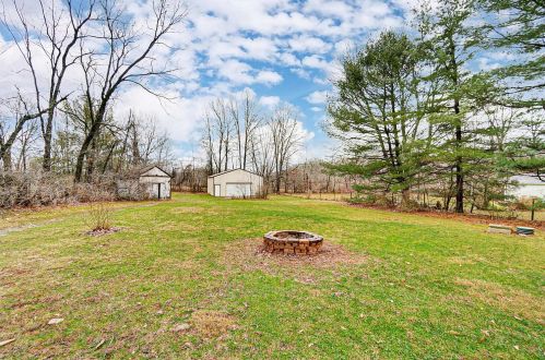 153 Woodside Dr, Pataskala OH  43062-7809 exterior