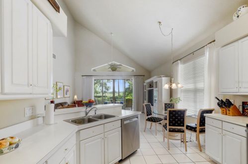 7209 Black Bull Ln, Orlando, FL 32835-5168