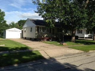 210 Marianna Ave, Cliffland, IA 52501-4518