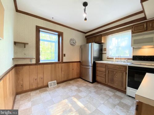 2225 Mill Rd, Boothwyn PA  19061-2516 exterior