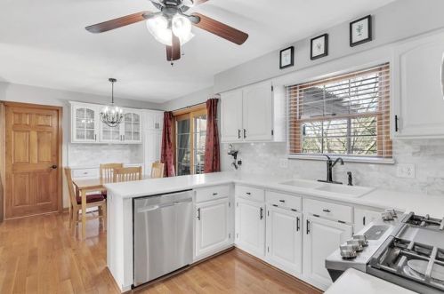 1204 Harmony Heights Dr, Harmony PA  16037-7628 exterior