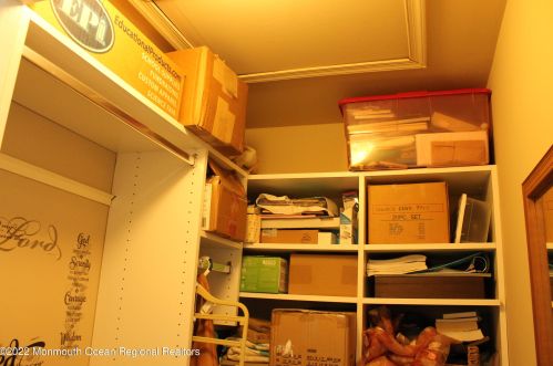 38 Pagoda Ln, East Freehold NJ  07728-4157 exterior