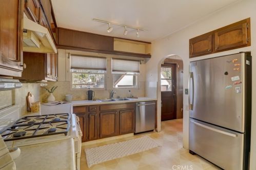 4663 Biona Dr, San Diego CA 92116-2332 exterior