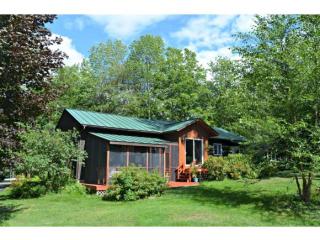 58 Sunny Ln, Sunapee, NH 03782-2934