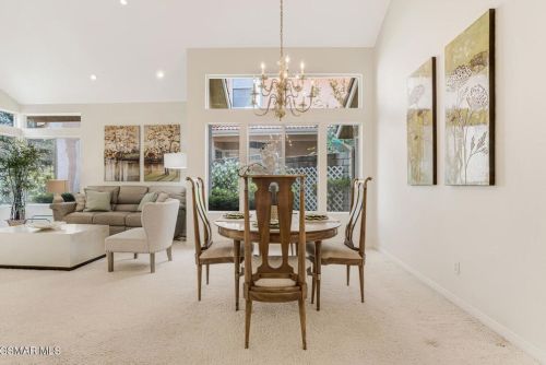 232 Valero Cir, Calabasas CA  91377-5552 exterior