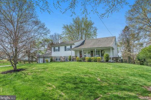 1663 Aidenn Lair Rd, Dresher, PA 19025-1235