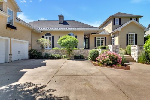 280 Turnberry Dr, Valpo, IN 46385-9273