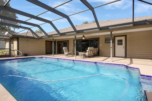 14410 Blackberry Dr, West Palm Beach FL  33414-8258 exterior