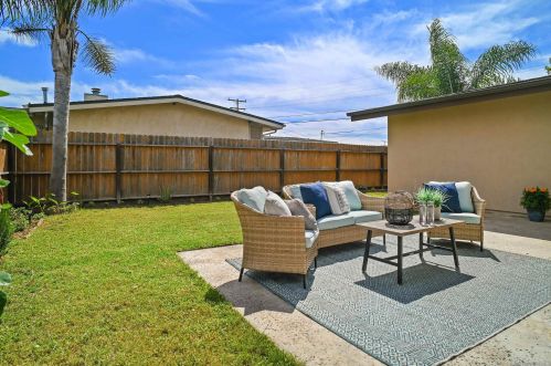 4551 Mount La Platta Pl, San Diego CA 92117-3045 exterior