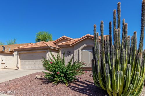 1817 Lindrick Dr, Chandler, AZ 85249-8750