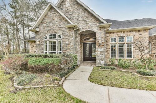 2 Sagestone, Conroe TX  77304-6711 exterior