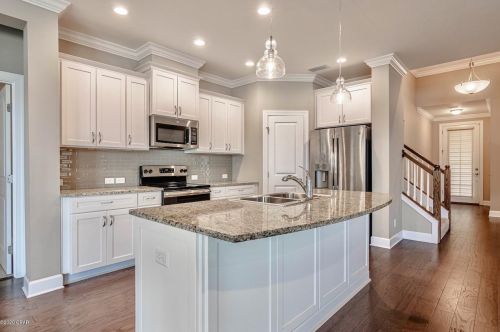 1186 Eisenhower Cir, Lynn Haven FL  32444-3116 exterior