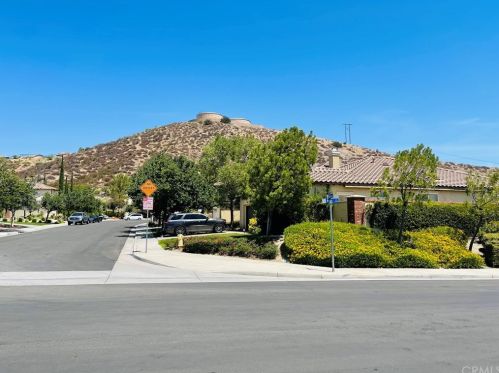 3772 Ash St, Lake Elsinore, CA 92530-2000