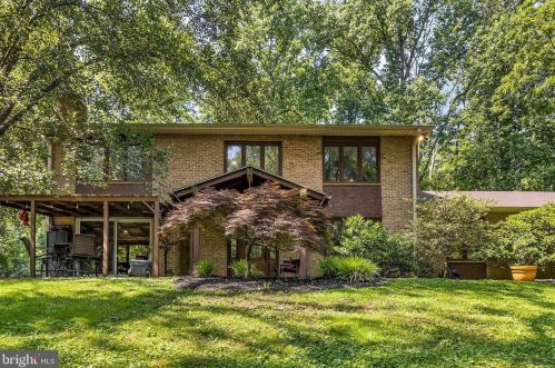 4 Schwenk Rd, Perkiomenville, PA 18074-9596