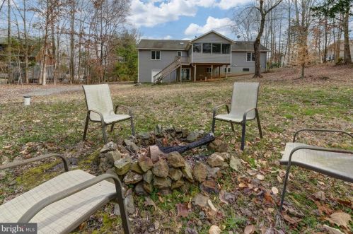 751 Overton Dr, Mineral, VA 23117-4436