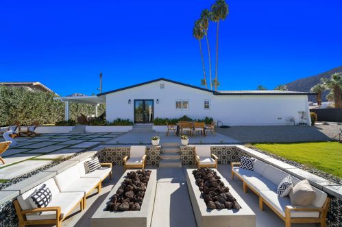 52190 Avenida Diaz, La Quinta CA  92253-3226 exterior