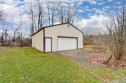 153 Woodside Dr, Pataskala OH  43062-7809 exterior