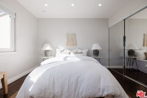 2172 Lysander Ave, Simi Valley CA 93065-1756 exterior