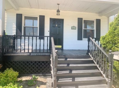 724 Walnut St, Latrobe, PA 15650-2032