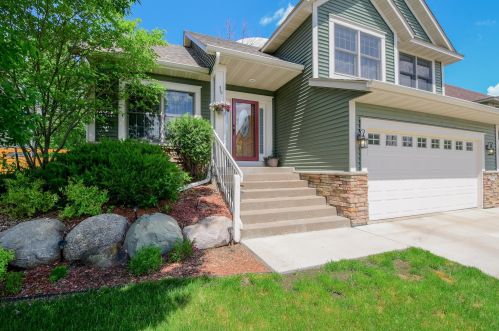 5250 159th St, Lino Lakes, MN 55038-7495