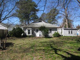 324 Douglas Ave, Portsmouth, VA 23707-1613