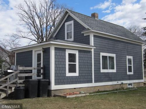 415 2nd Ave, Erskine, MN 56535-4109