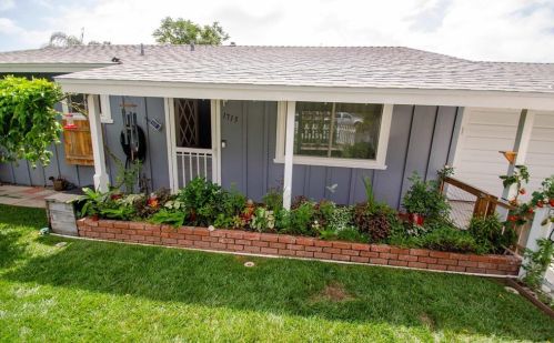1715 Maple St, Escondido, CA 92025-6105