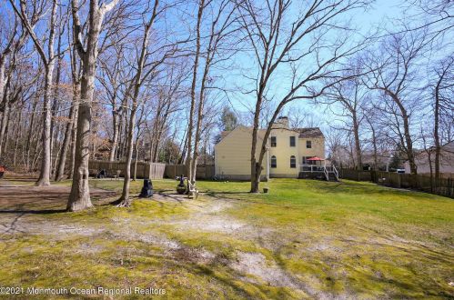 6 Cedar Ct, Jackson Twp NJ  08527-1161 exterior