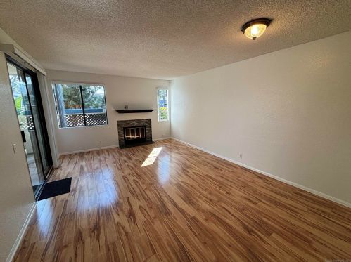 2238 River Run Dr, San Diego, CA 92108-5857