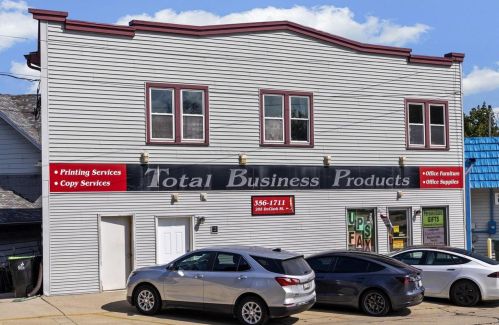 205 Declark St, Beaver Dam WI  53916-1121 exterior