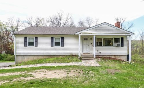 36 Ironworks Hill Rd, Brookfield Center, CT 06804-1232