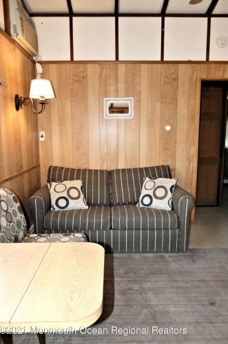 28 Swordfish Way, Lavallette NJ  08735-1327 exterior