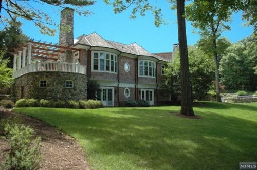876 Trailing Ridge Rd, Franklin Lakes, NJ 07417-1515